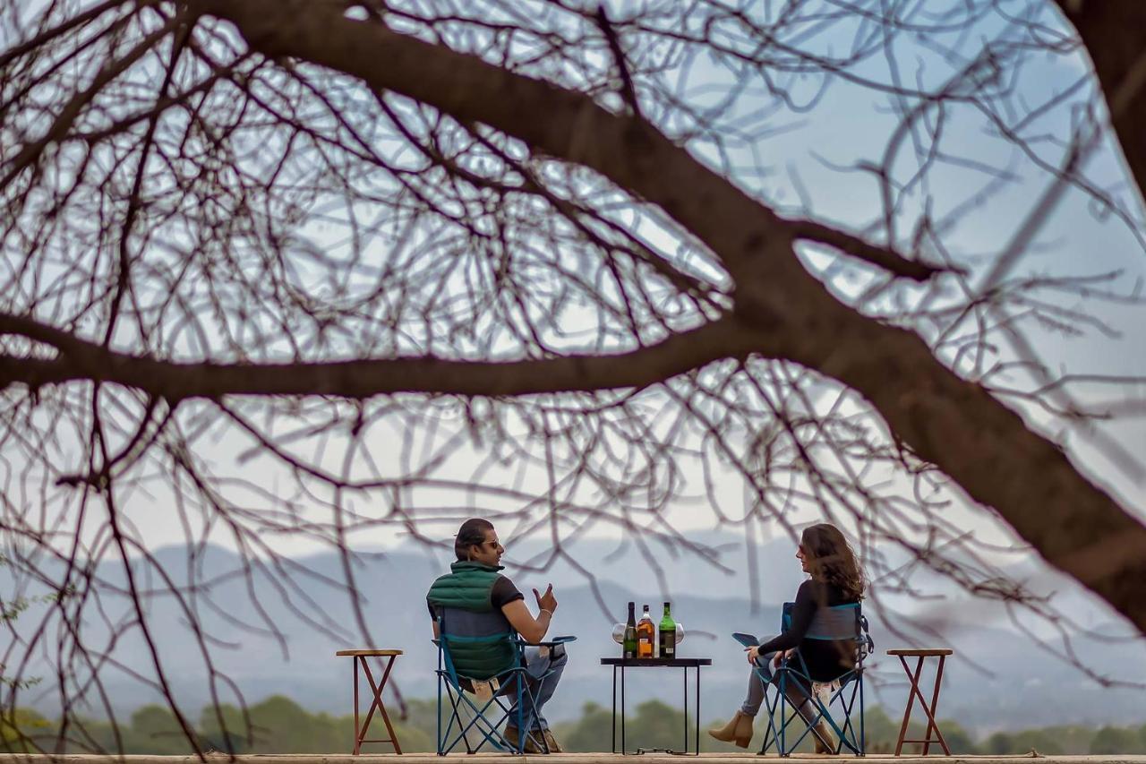 Camp Lands End Hotel Pushkar Bagian luar foto